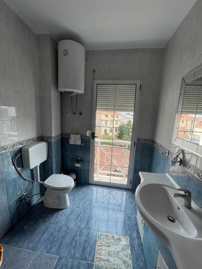Pedestrian Street Center Apartment Szkodra Zewnętrze zdjęcie