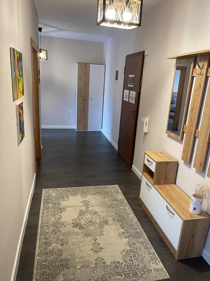 Pedestrian Street Center Apartment Szkodra Zewnętrze zdjęcie