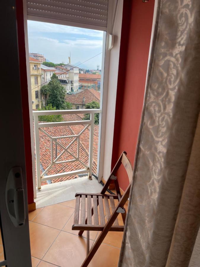 Pedestrian Street Center Apartment Szkodra Zewnętrze zdjęcie